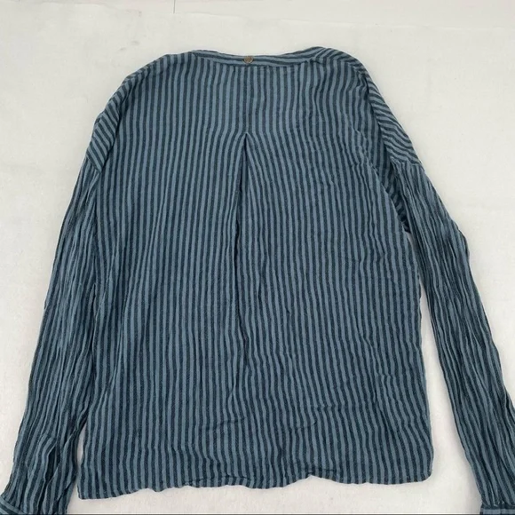 BILLABONG Women’s Blue Striped Long Sleeved Blouse Lace Up size: Medium - Picture 2 of 9